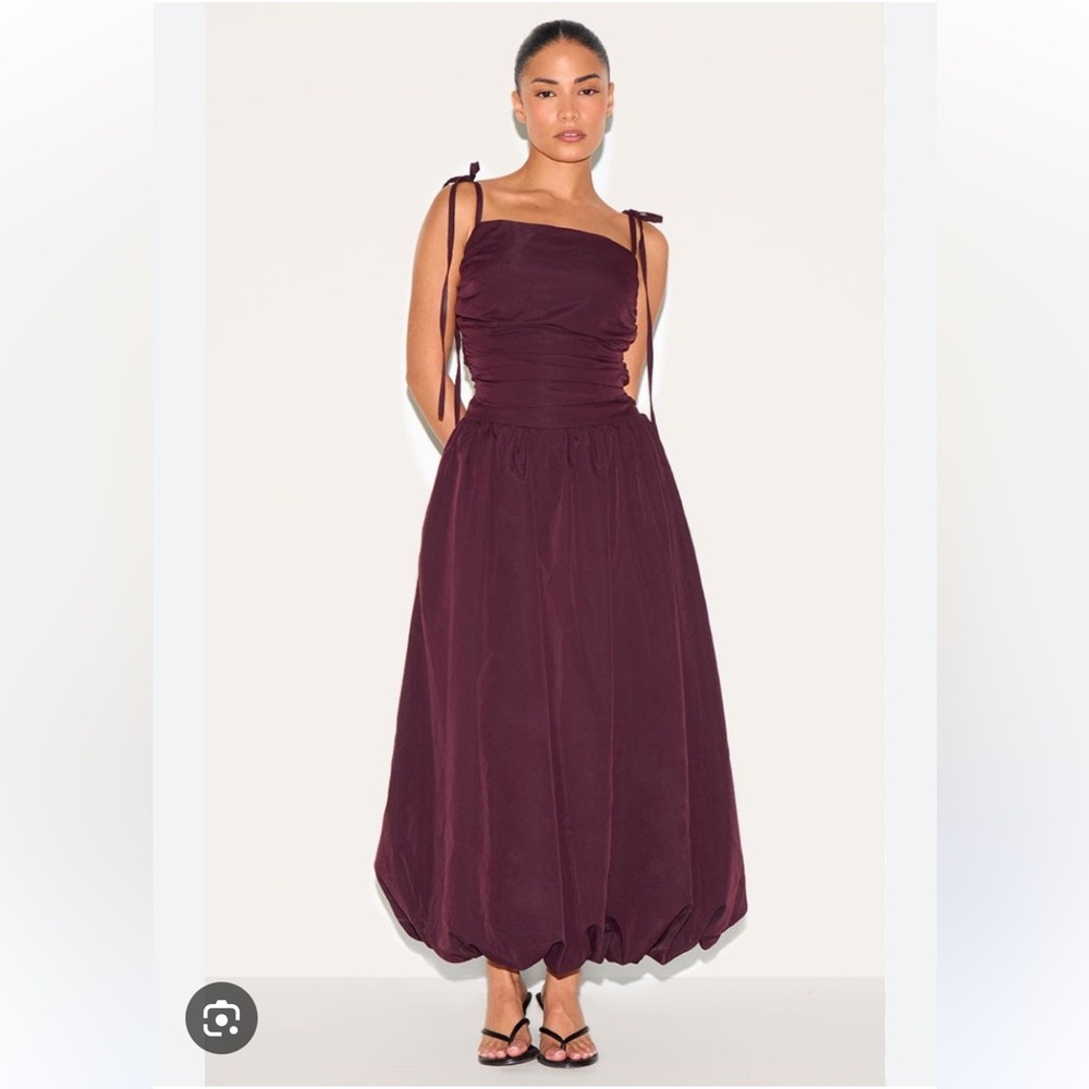NWT PrettyLittleThing Petite Wine Spaghetti Strap Puff Midi Dress Size 12p